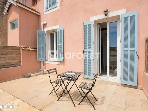 Studio 1 pièce 18 m²