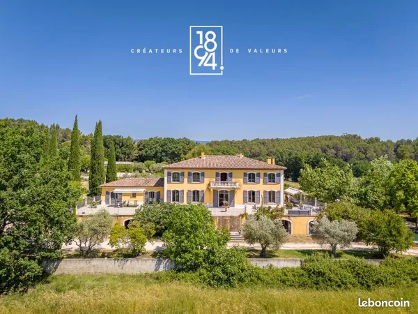 Propriété 12 pièces 450 m²