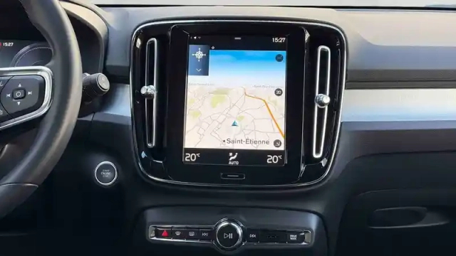 Volvo Xc40 t4 recharge 129+82 ch dct7 — photo 14