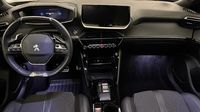 Peugeot 2008 1.2 PureTech 130ch S&S GT EAT8 — photo 11