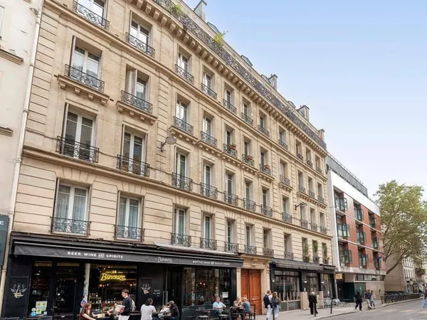 Local 123 m²