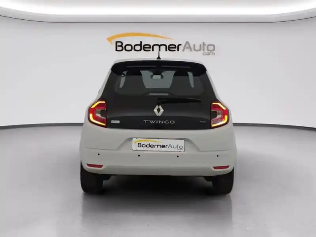 Renault Twingo iii e-tech — photo 211