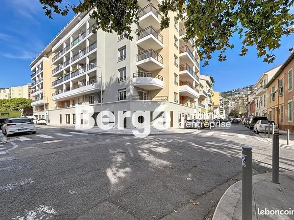 Local commercial 100 m²