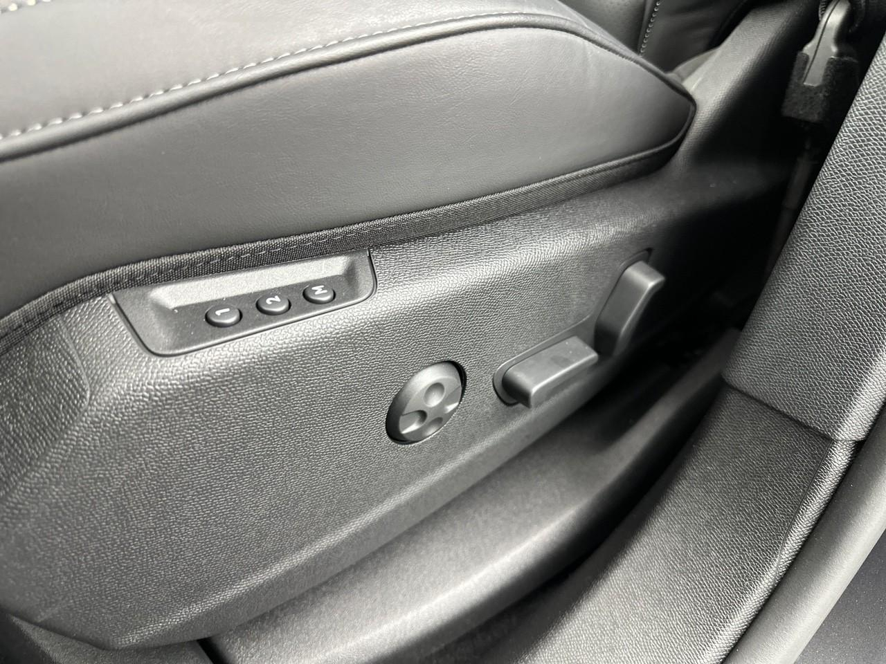 Ds Ds 7 crossback hybride rechargeable e-tense 360 eat8 4x4 performa — photo 36