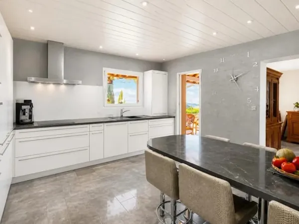 Maison 6 pièces 145 m²