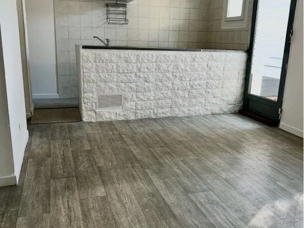 T3 55 m² plain-pied + terrasse + parking - 890 CC