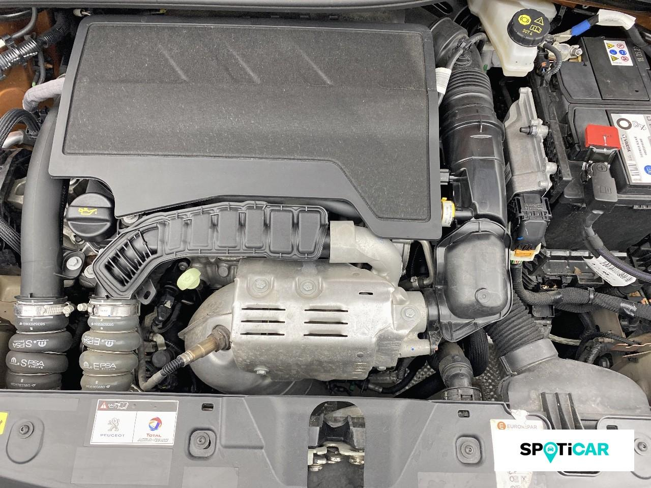 Peugeot 2008 1.2 puretech 100ch s&s active pack — photo 20
