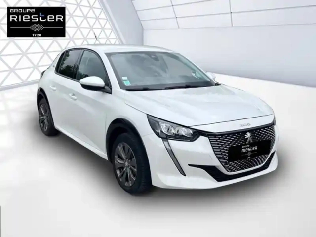 Peugeot 208 electrique 50 kwh 136ch — photo 3