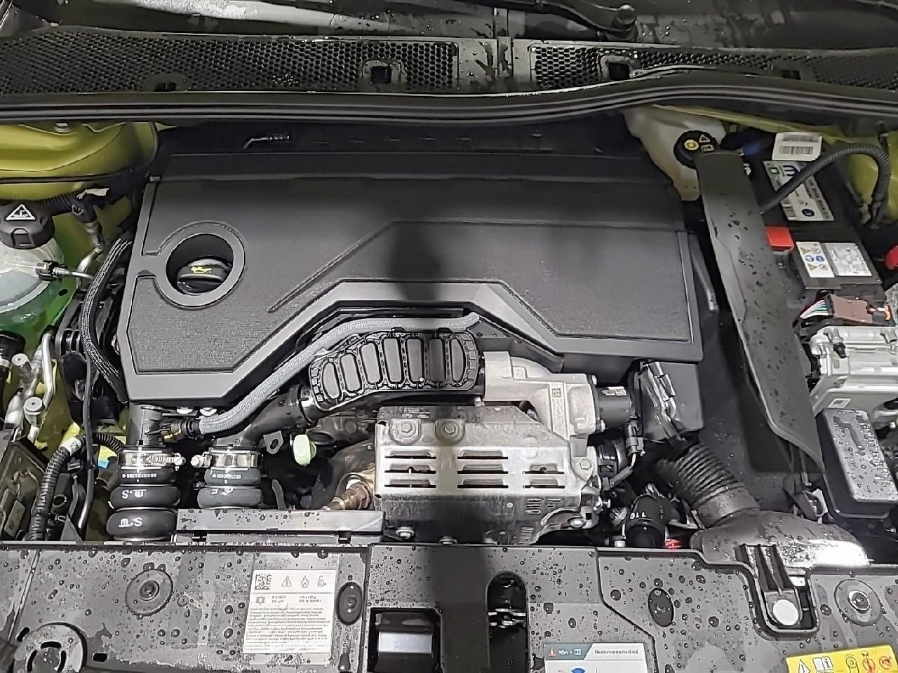 Peugeot 208 hybrid 145 ch e-dcs6 gt — photo 15