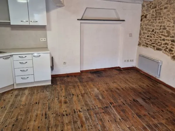 Maison de village a louer