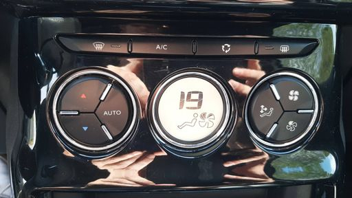 DS DS3 1.2 PureTech 130 - Sport Chic – 2018 – 87236 km – Essence – Boîte Manuelle — photo 10