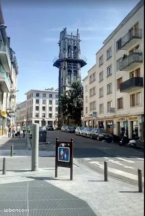 Parking a vendre a la pucelle