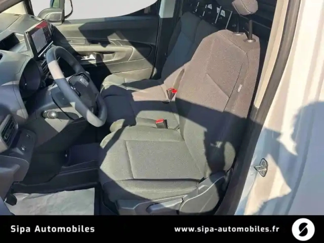Fiat Doblo fourgon m diesel 100 ch manuelle — photo 11