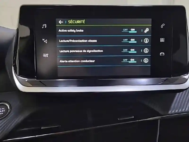 Peugeot 208 electrique 50 kwh 136ch — photo 56