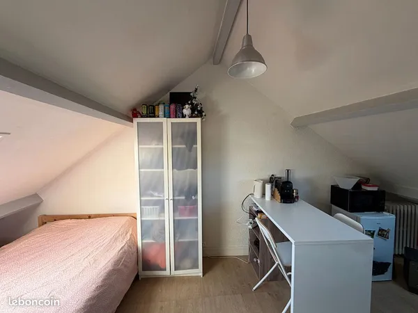 Studio 1 pièce 14 m²