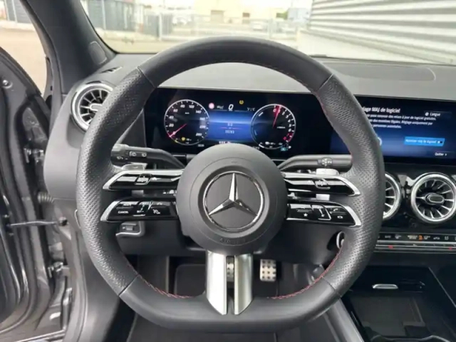 Mercedes Gla 250 e hybrid eq amg line — photo 20