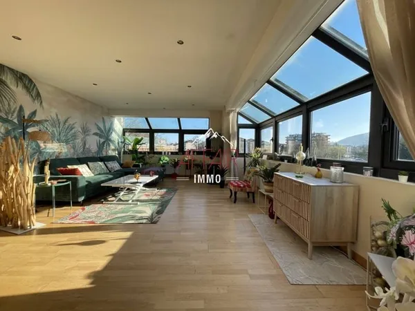 Appartement 4 pièces 118 m²