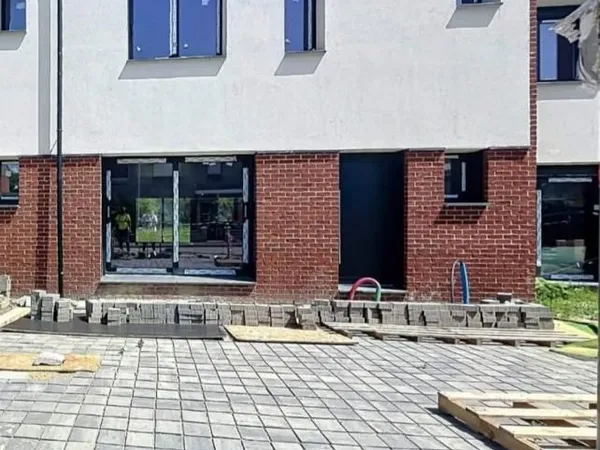 Maison 2 pièces 120 m²