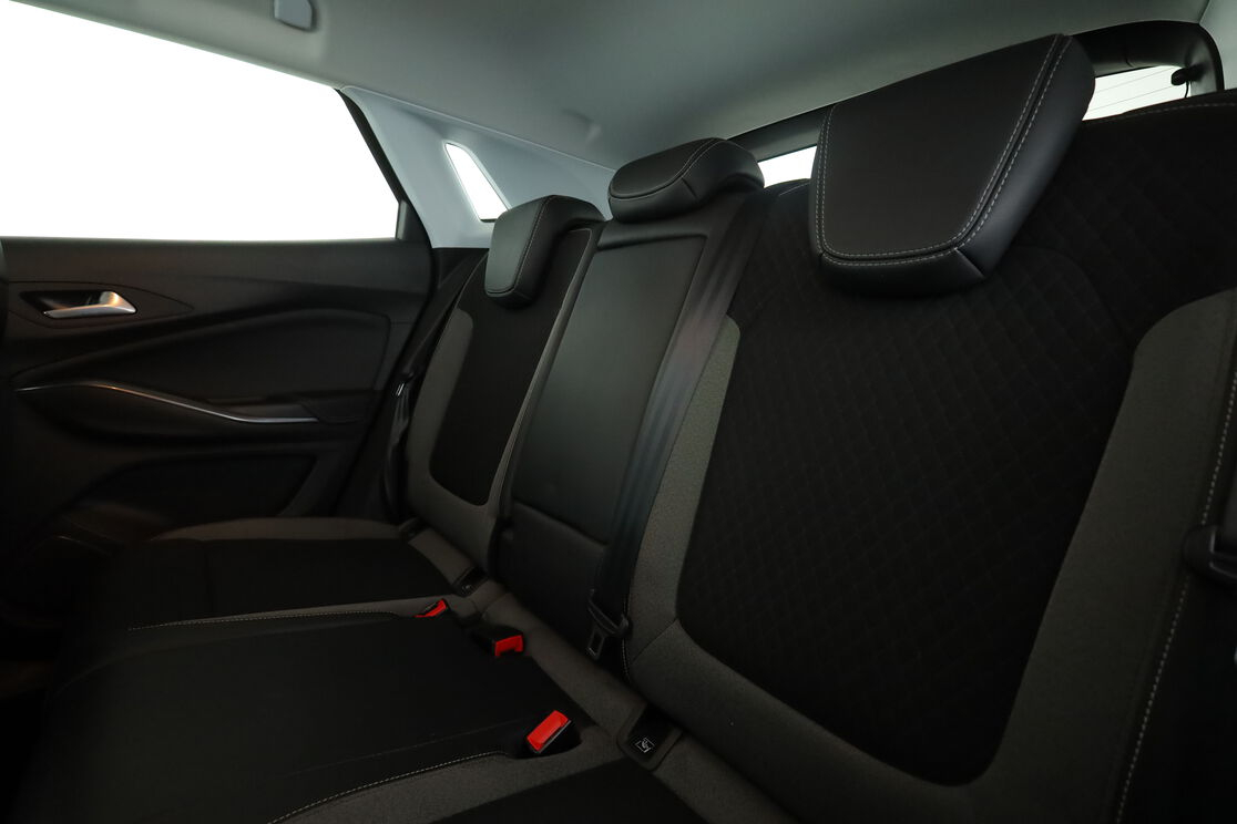 Opel Grandland X 1.5 Diesel Innovation Business Automatique — photo 13