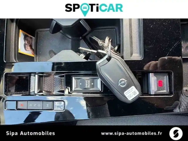 Opel Astra 1.2 turbo hybride 145 ch e-dct6 — photo 25