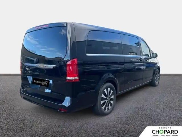 Mercedes Classe V eqv 300 extra long 204 ch — photo 32