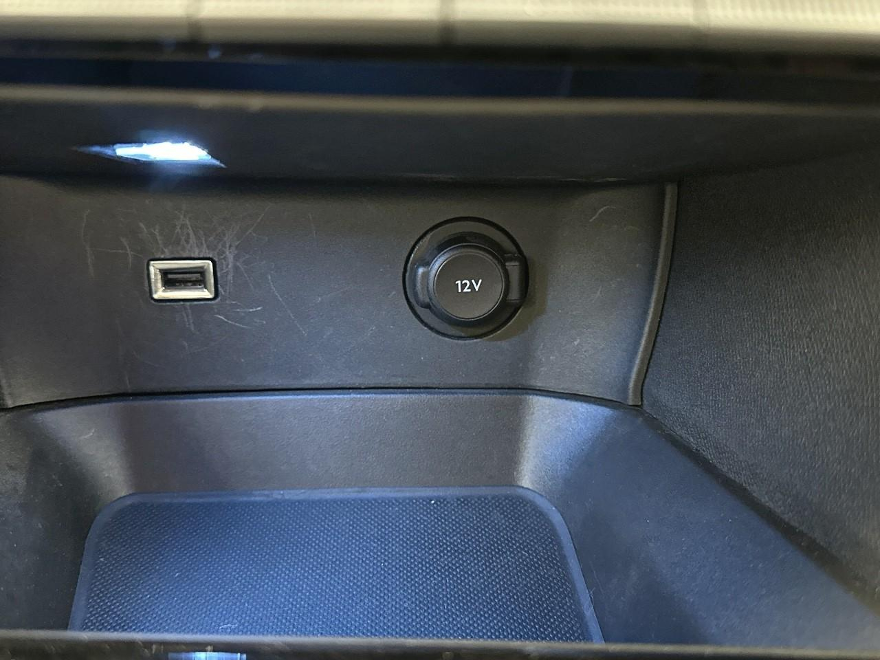 Peugeot 3008 hybrid 225 e-eat8 roadtrip — photo 28