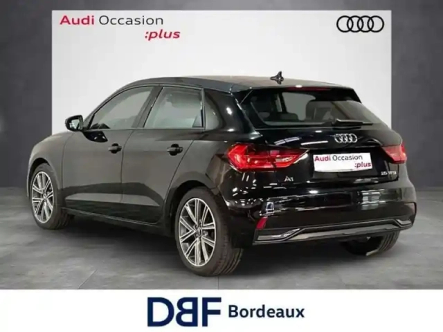 Audi A1 25 tfsi 95 ch s tronic 7 design luxe — photo 3