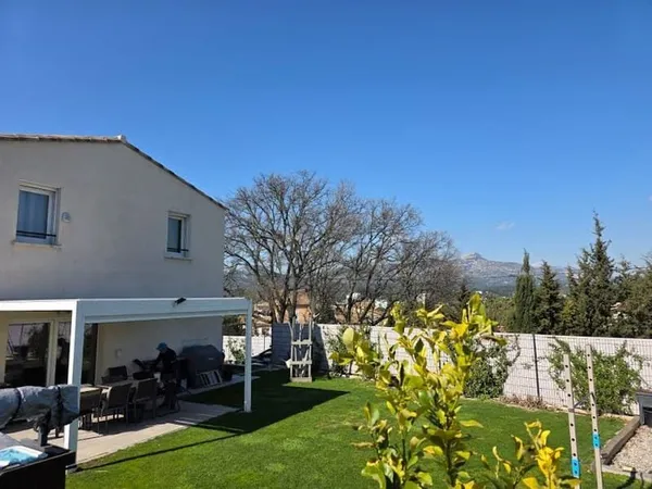 Maison 5 pièces 138 m²