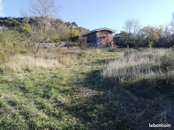 Mazet et terrain