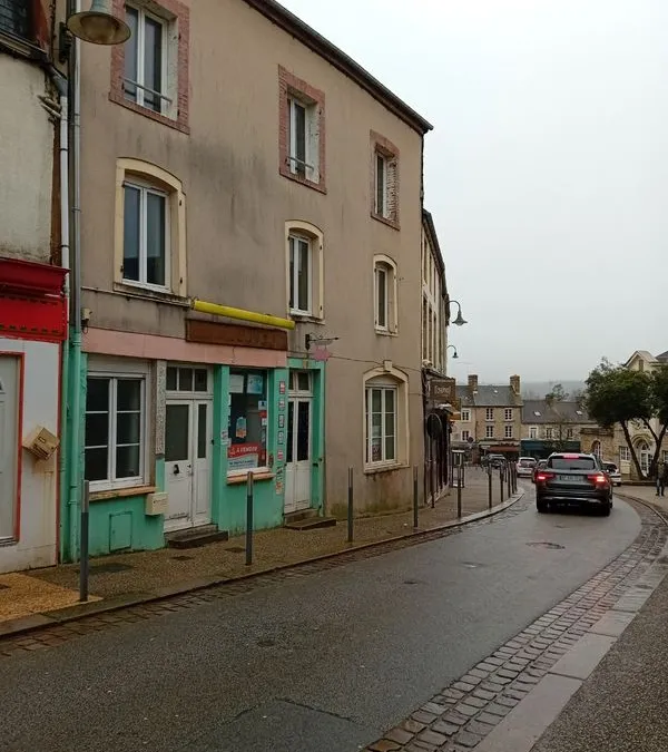 Photo 1