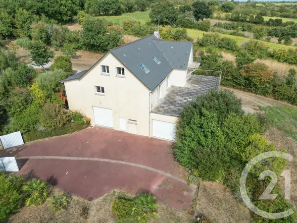 Maison 6 pièces 235 m²