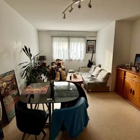 Loue appartement meublé de 39m2, disponible le 09/10/2026