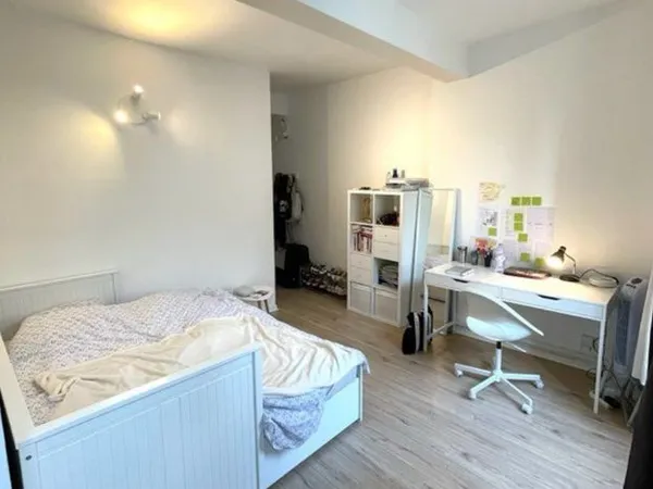 Appartement 2 pièces de 28 m² au Rebberg — charges incluses (eau, chauffage, électricité et internet