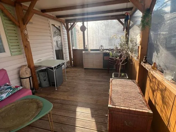 Logement atypique Vente Saint-Maximin-la-Sainte-Baume 3p 29m² 25500€