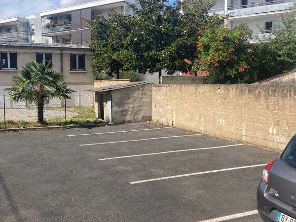 Parking à louer
