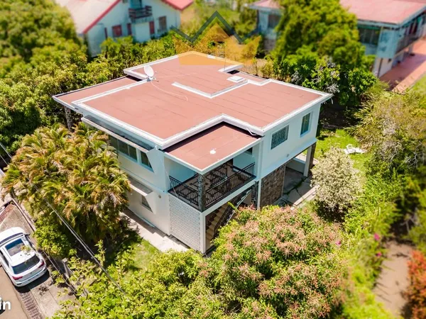 Maison 7 pièces 147 m²