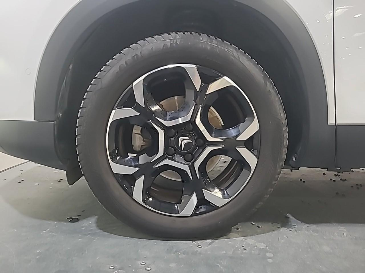 Citroën C5 Aircross bluehdi 130 s&s eat8 shine pack — photo 16