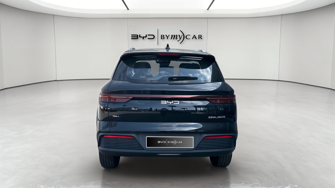 BYD Sealion 5 1.5l DM-i 212 ch PHEV — photo 4
