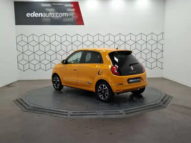 Renault Twingo iii sce 75 - 20 — photo 10