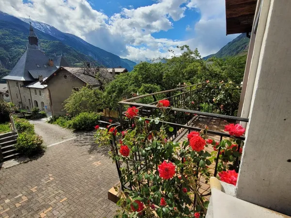 Maison 9 pièces 196 m²