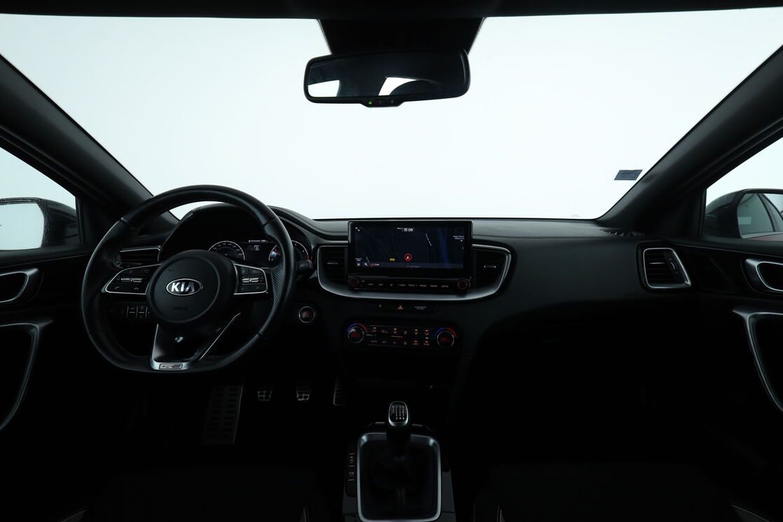 Kia cee'd 1.6 CRDi ISG MHEV GT Line iBVM6 — photo 11
