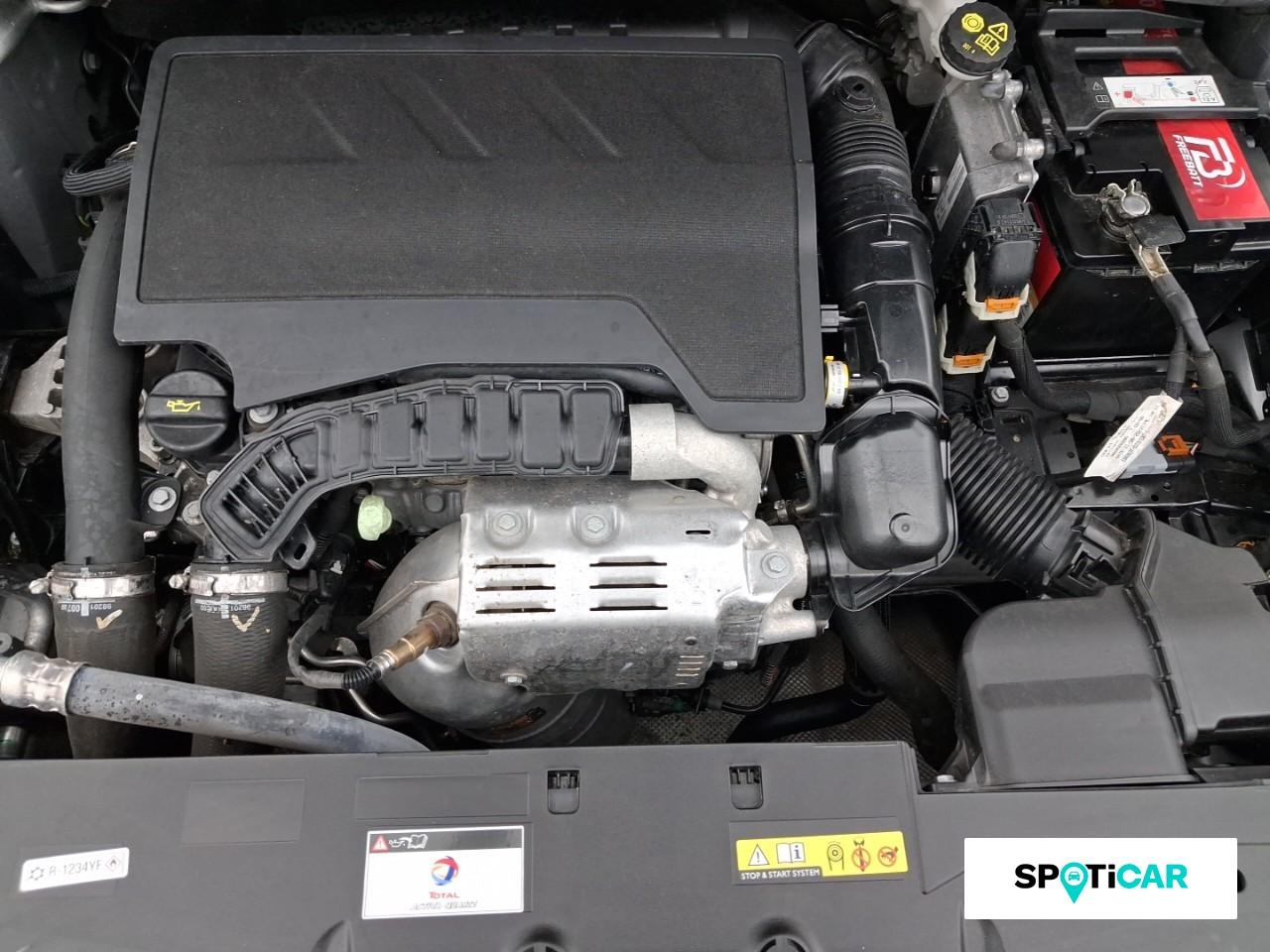 Peugeot 308 1.2 puretech 130ch s&s allure pack — photo 20