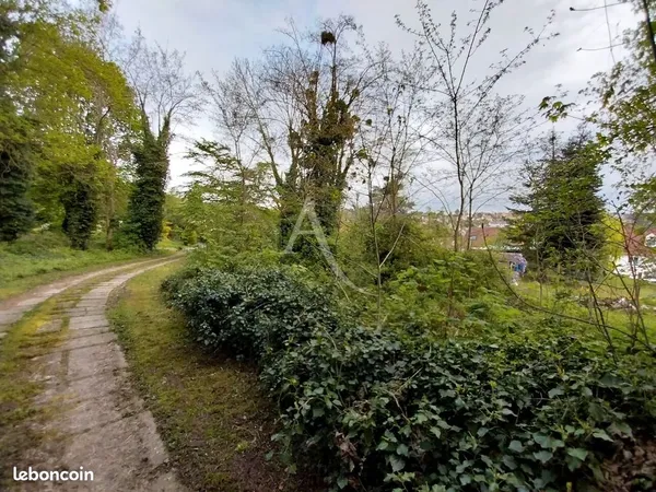 Terrain 1200 m² MEZY SUR SEINE