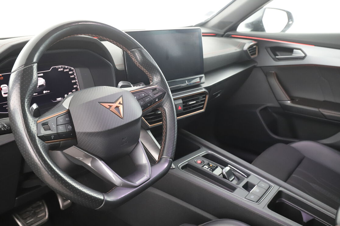 Cupra Formentor 1.4 e-Hybrid VZ DSG6 — photo 10