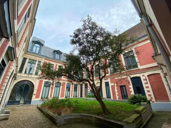 Bureaux 118 m²