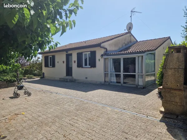 20 mn de Montpellier Maison T5 avec terrain de 1000m2 arboré