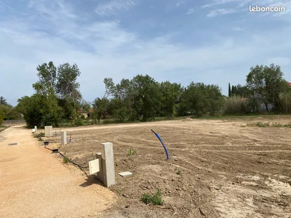 Terrain 388 m2 BAHO