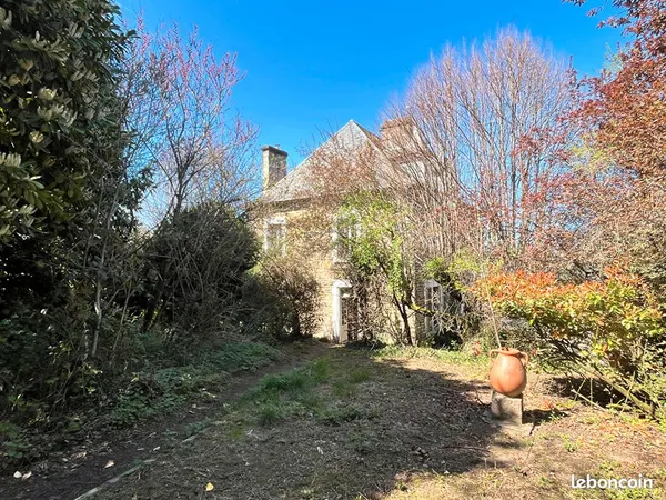 Maison 12 pièces 350 m²