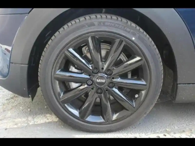 Mini Mini 5 portes cooper 136ch blackfriars — photo 8