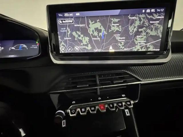Peugeot 208 hybrid 100 e-dcs6 — photo 33